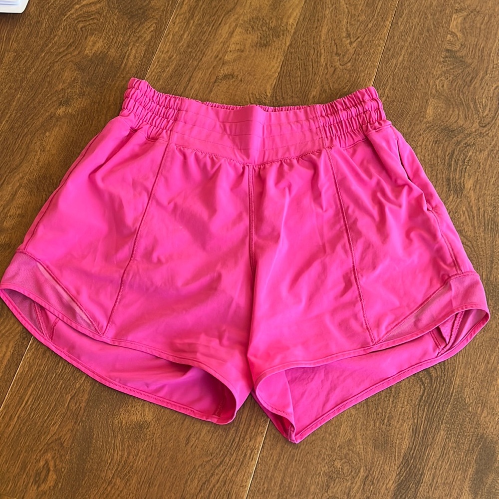Lululemon sonic pink hotty hot shorts